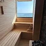 Grand Sapphire Apartment *