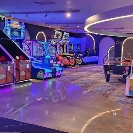Grand Sapphire Resort
