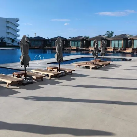 Grand Sapphire Resort Apartment Aglantzia