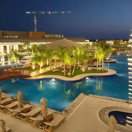 Apartment Grand Sapphire Resort Aglantzia