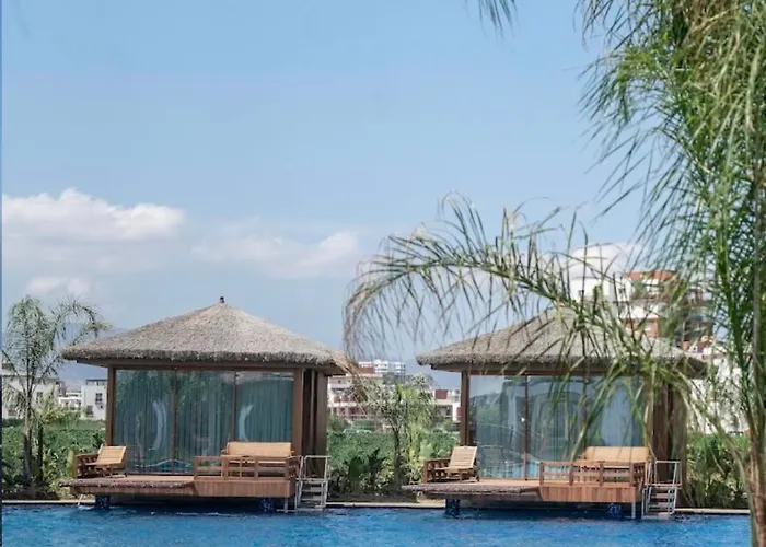 Grand Sapphire * Aglantzia