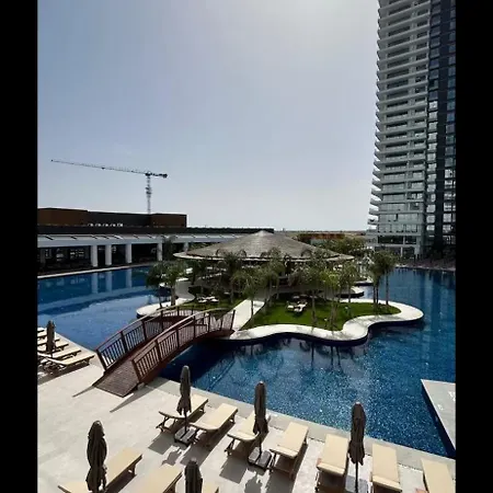 Grand Sapphire Διαμέρισμα Aglantzia