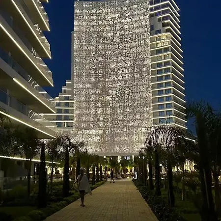 Grand Sapphire Apartment
